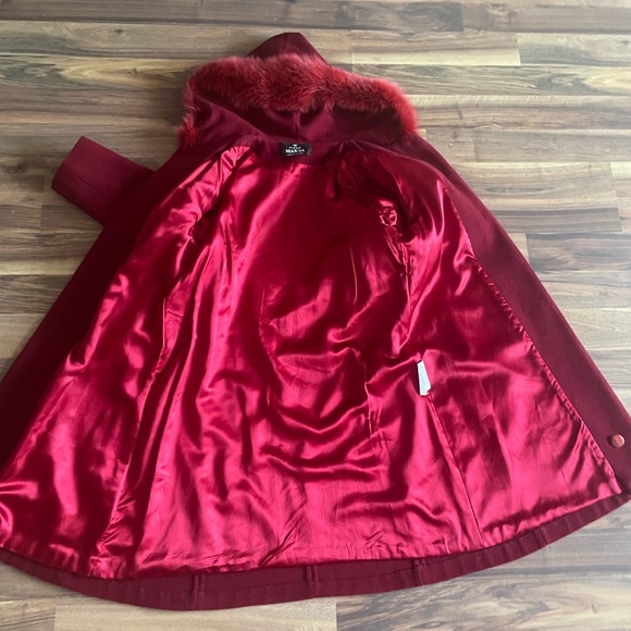 Maksa wool blend made in Canada coat - Picture 5 of 10